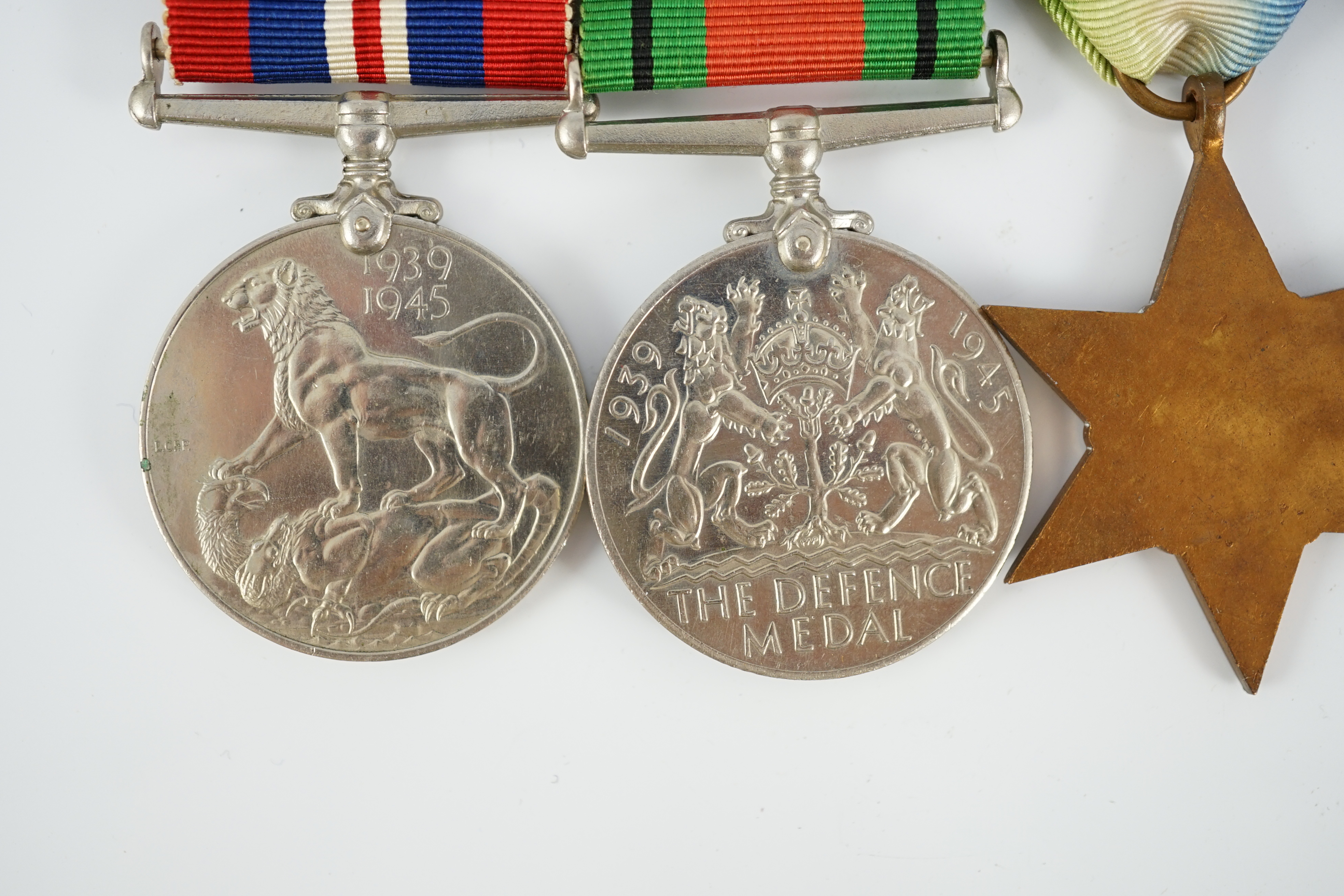 An unnamed WWII DSC group